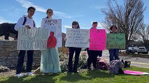 Books are being banned in the Canby school district. 