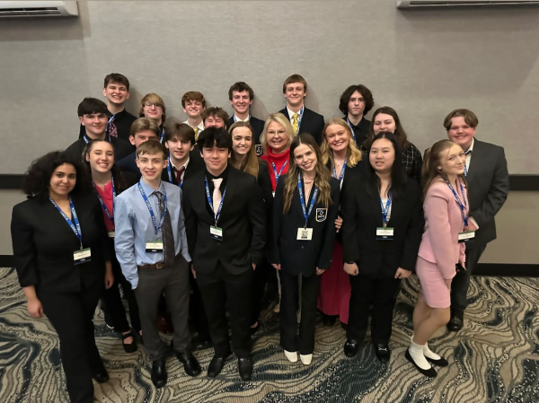 Group photo of Sam Barlow’s 2024 DECA state competition participants.